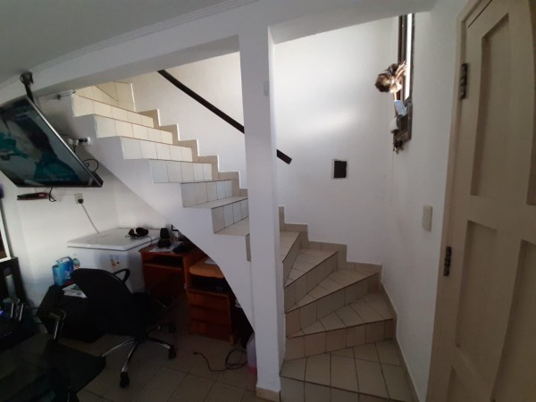 PH EN DUPLEX 3 AMBIENTES CON PATIO BARRIO VILLA PRIMERA