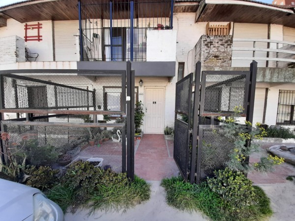 PH EN DUPLEX 3 AMBIENTES CON PATIO BARRIO VILLA PRIMERA