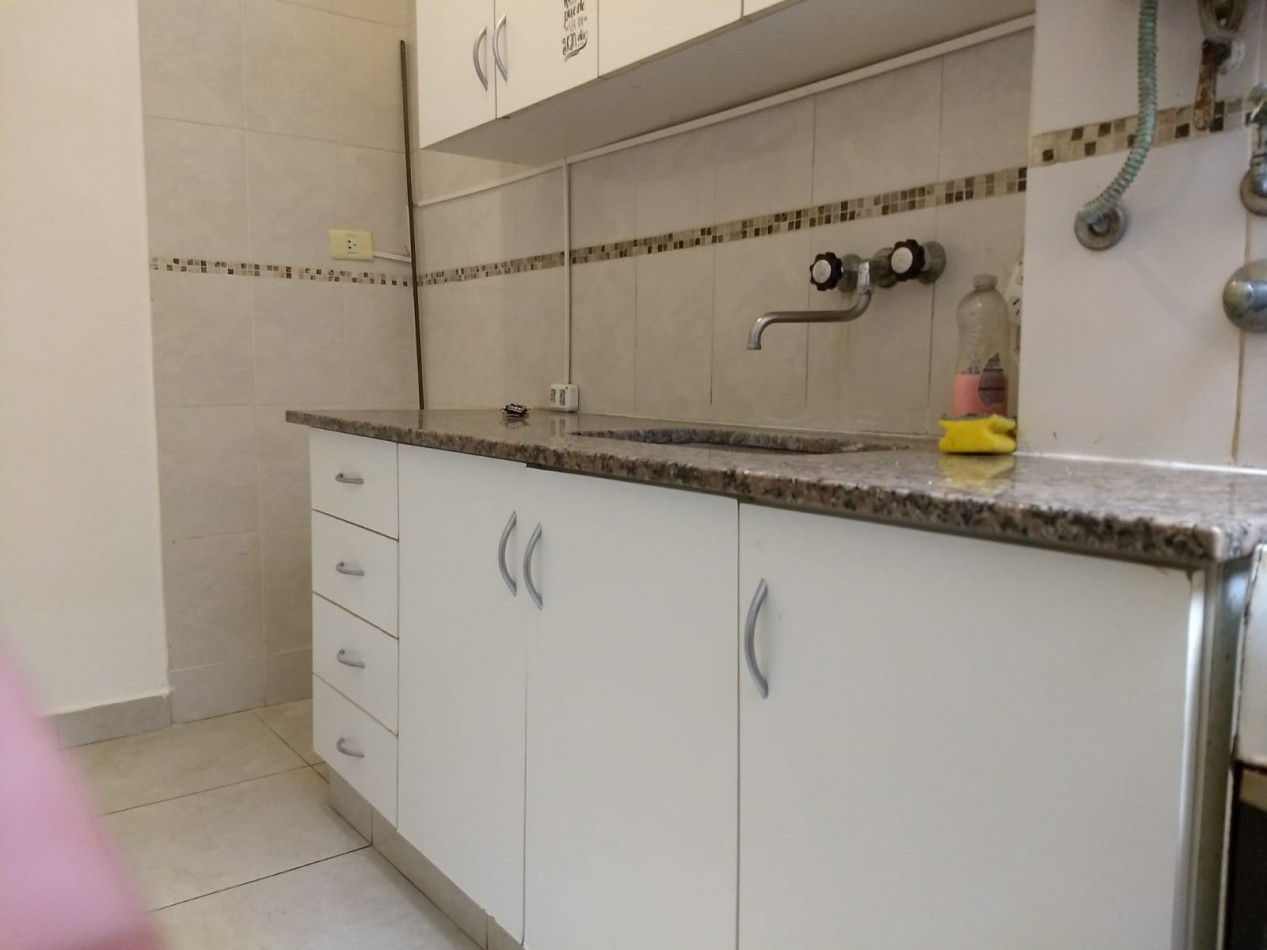 Venta Departamento 2 ambientes, Plaza Colon