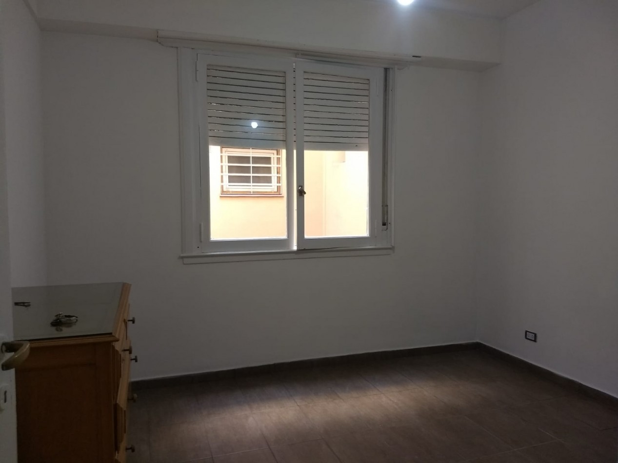 Venta Departamento 2 ambientes, Plaza Colon