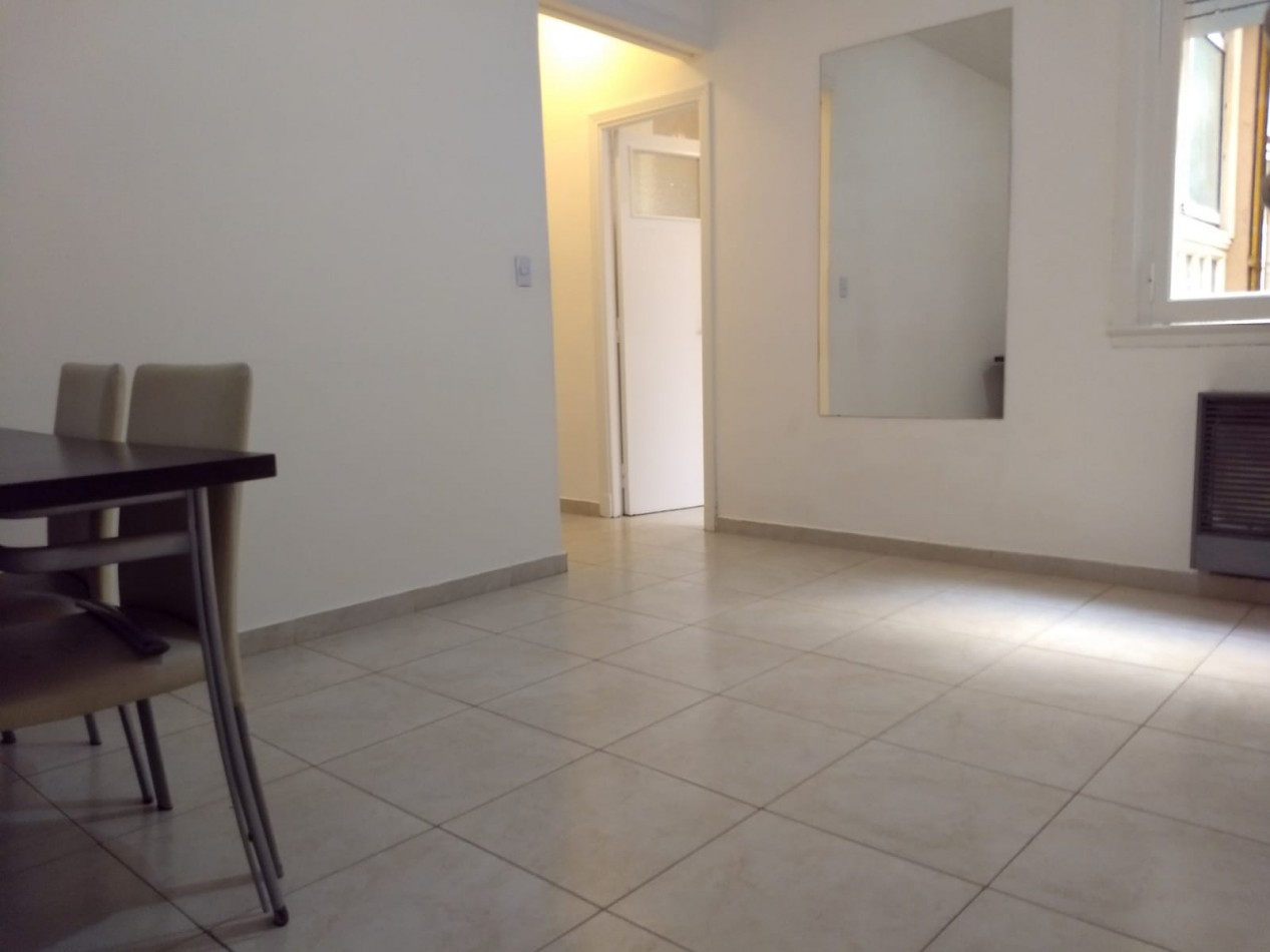 Venta Departamento 2 ambientes, Plaza Colon