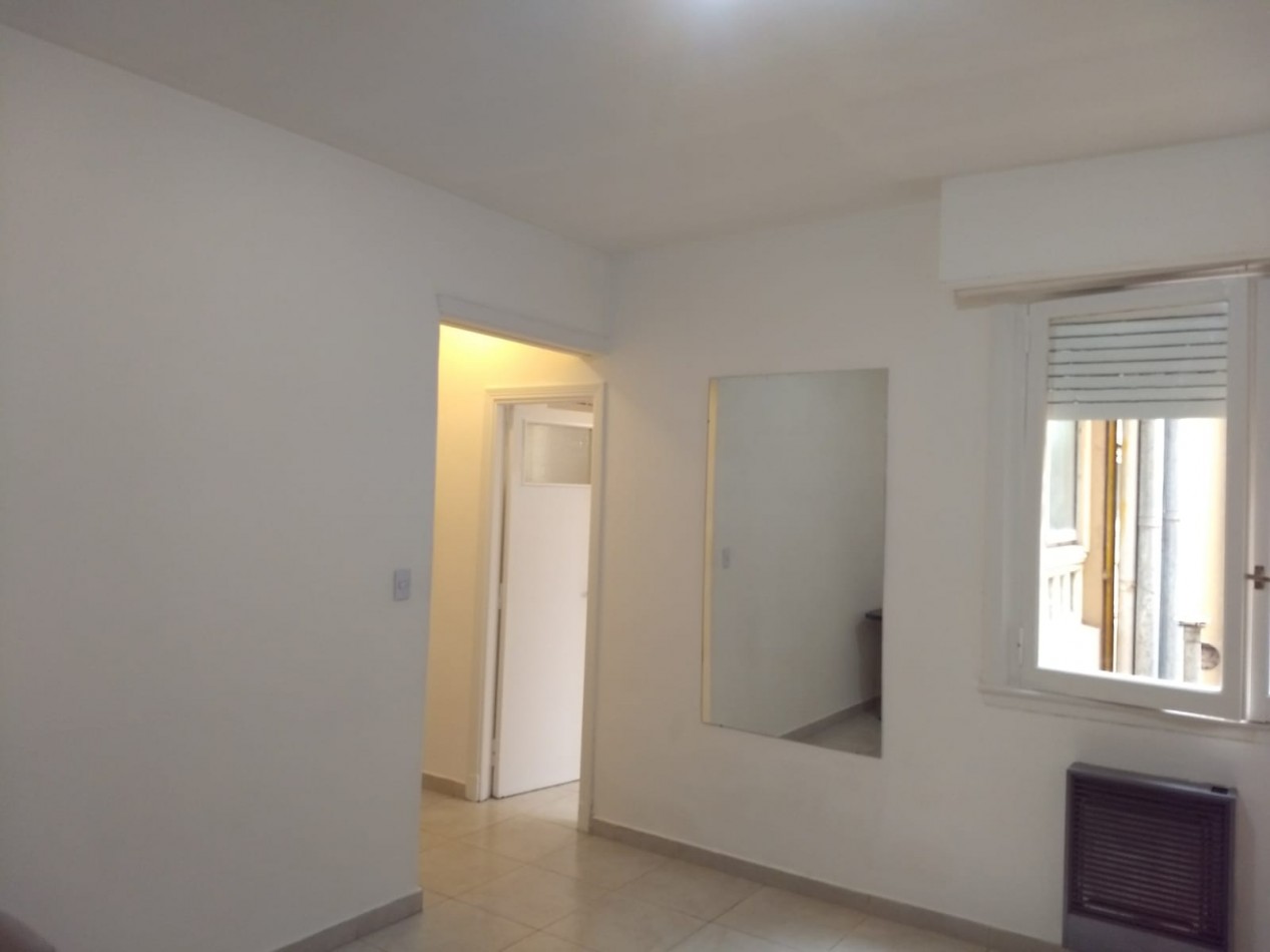 Venta Departamento 2 ambientes, Plaza Colon