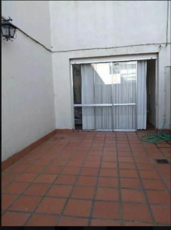 DEPARTAMENTO 2 AMB. AL FRENTE CON BALCON - LA PERLA