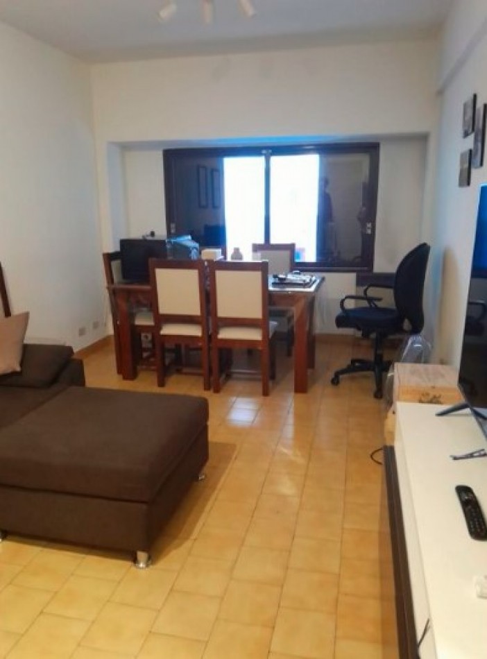 DEPARTAMENTO 2 AMBIENTES AL FRENTE ZONA ALDREY CON BAULERA