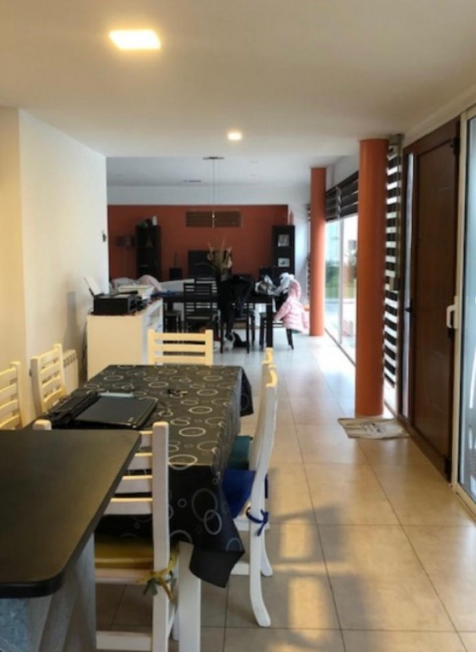 CASA EN BARRIO PRIVADO ARENAS DEL SUR- 4 AMB. Y PISCINA - CERCA DE LA ENTRADA Y DEL CLUB HOUSE.