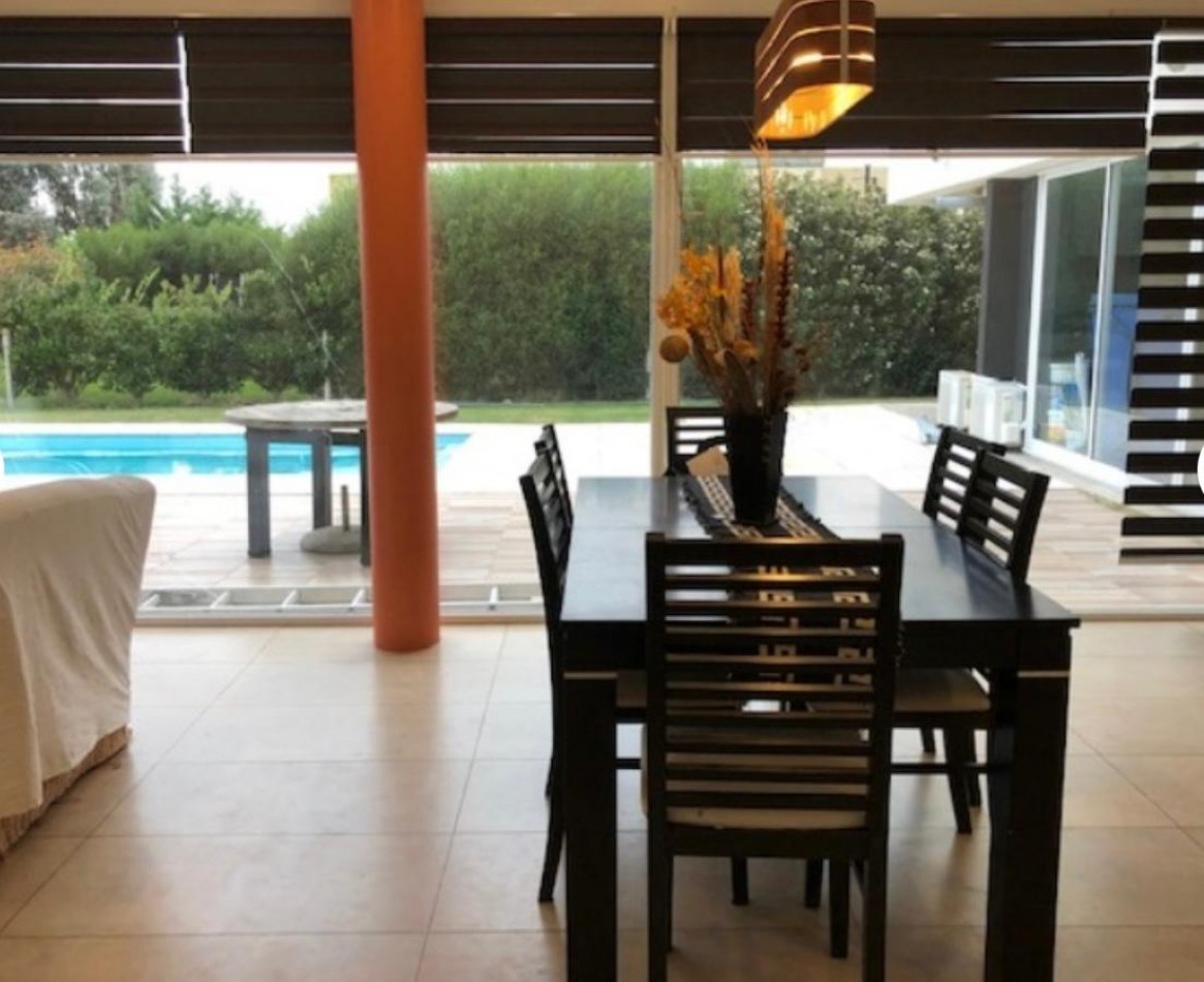 CASA EN BARRIO PRIVADO ARENAS DEL SUR- 4 AMB. Y PISCINA - CERCA DE LA ENTRADA Y DEL CLUB HOUSE.