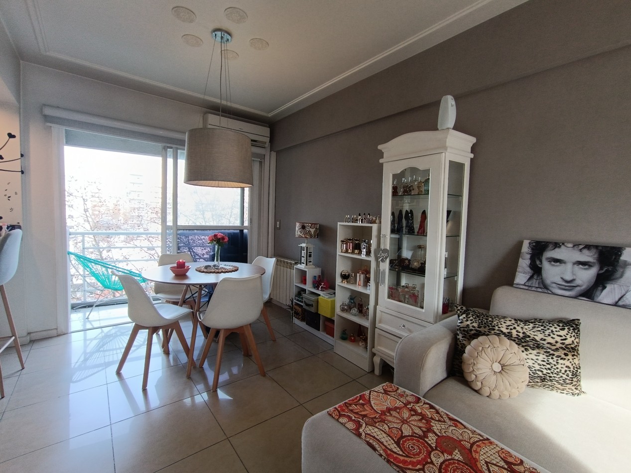 VENTA DEPARTAMENTO 3 AMBIENTES CON BALCON A LA CALLE LA PERLA