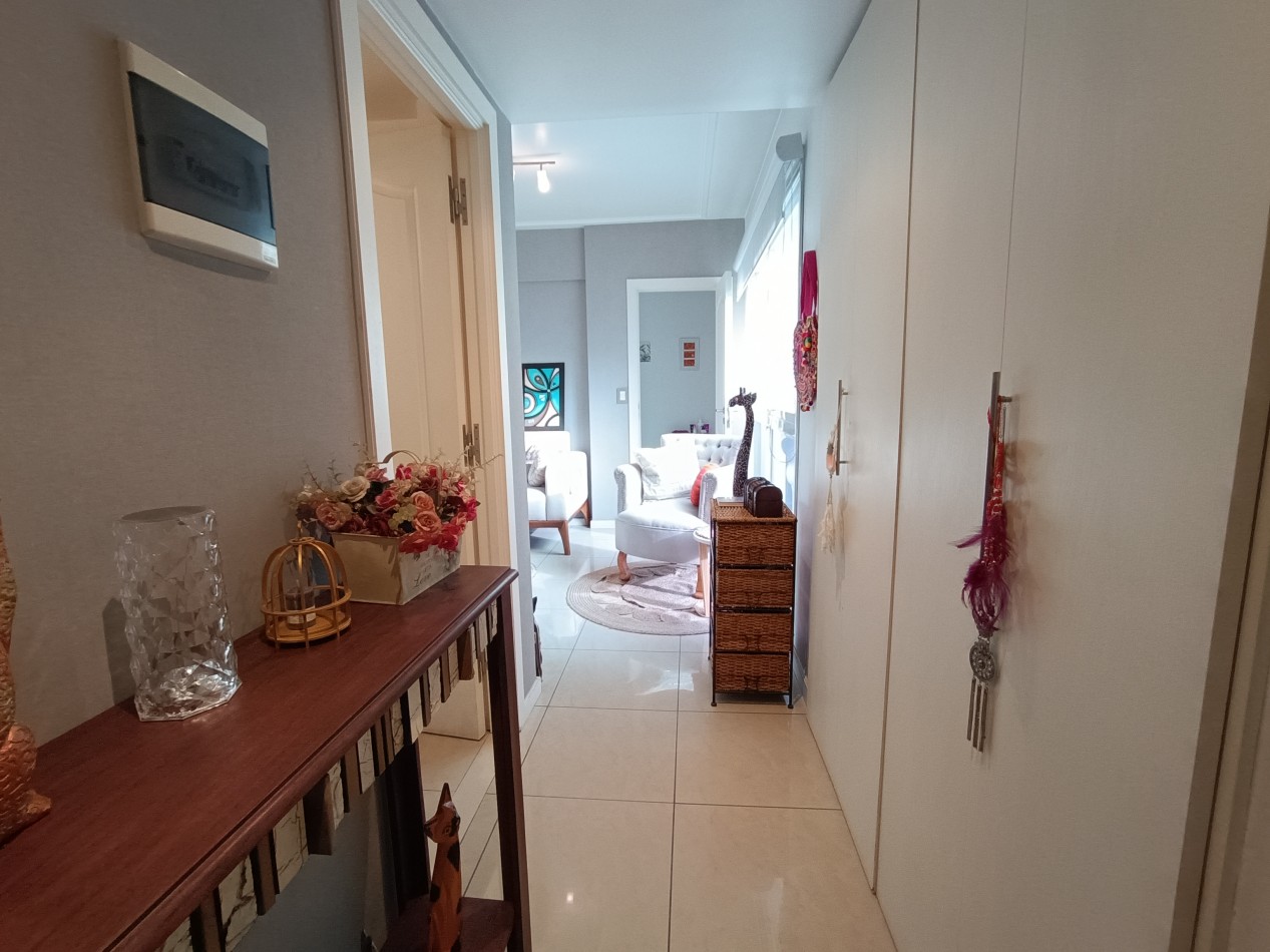 VENTA DEPARTAMENTO 3 AMBIENTES CON BALCON A LA CALLE LA PERLA