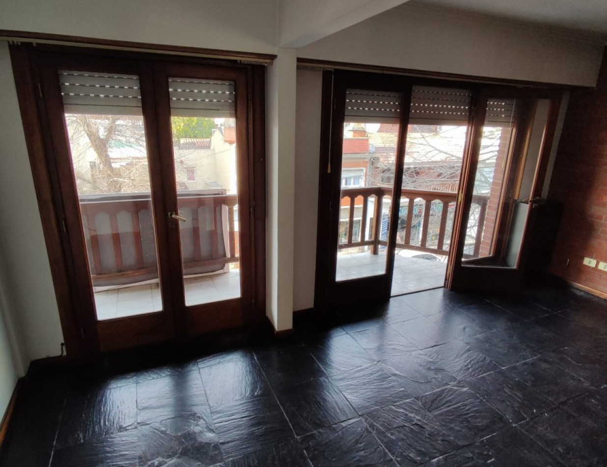 VENTA PH 3 AMBIENTES ZONA MACROCENTRO