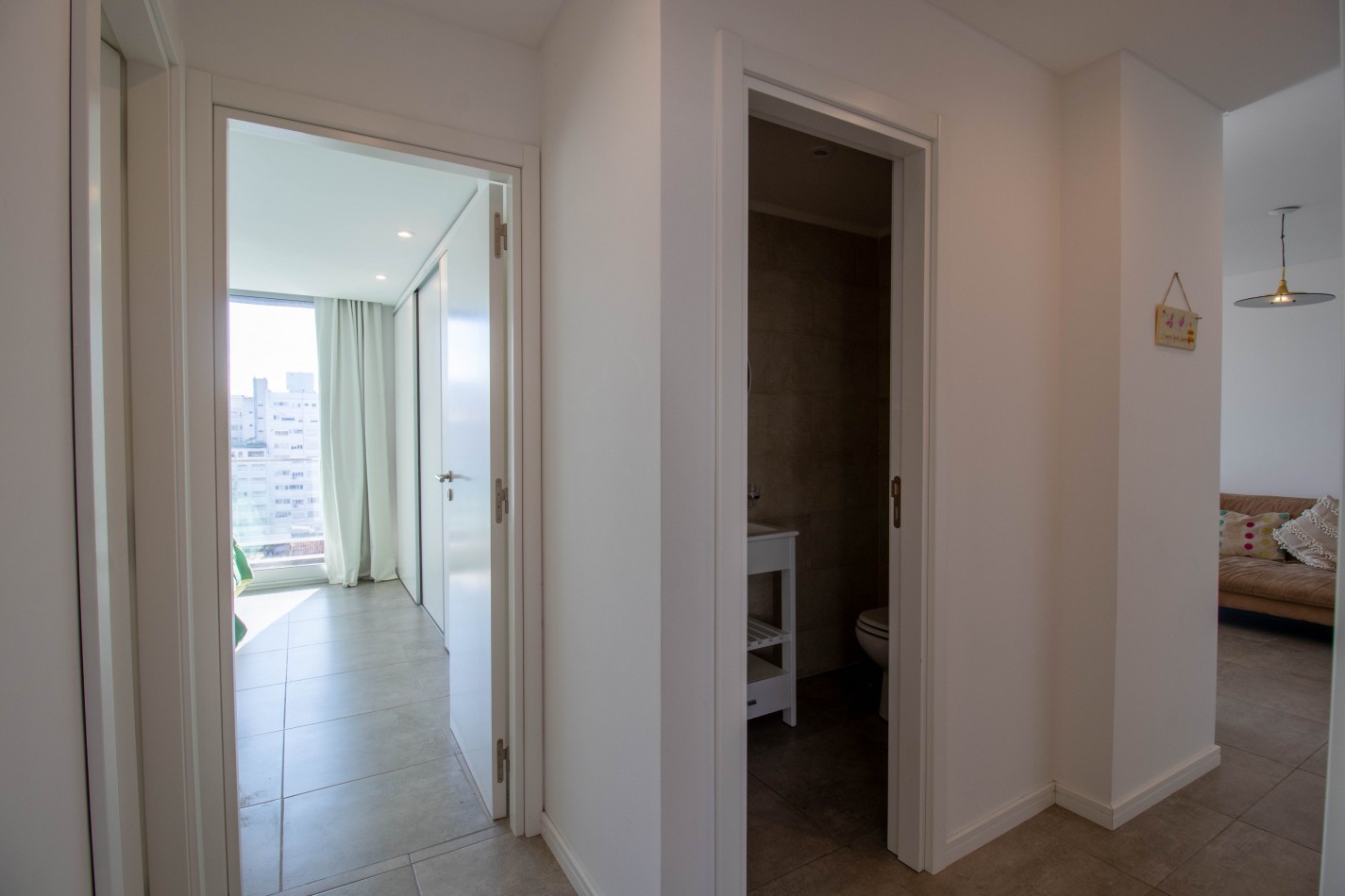 Venta departamento de tres ambientes. Plaza Mitre