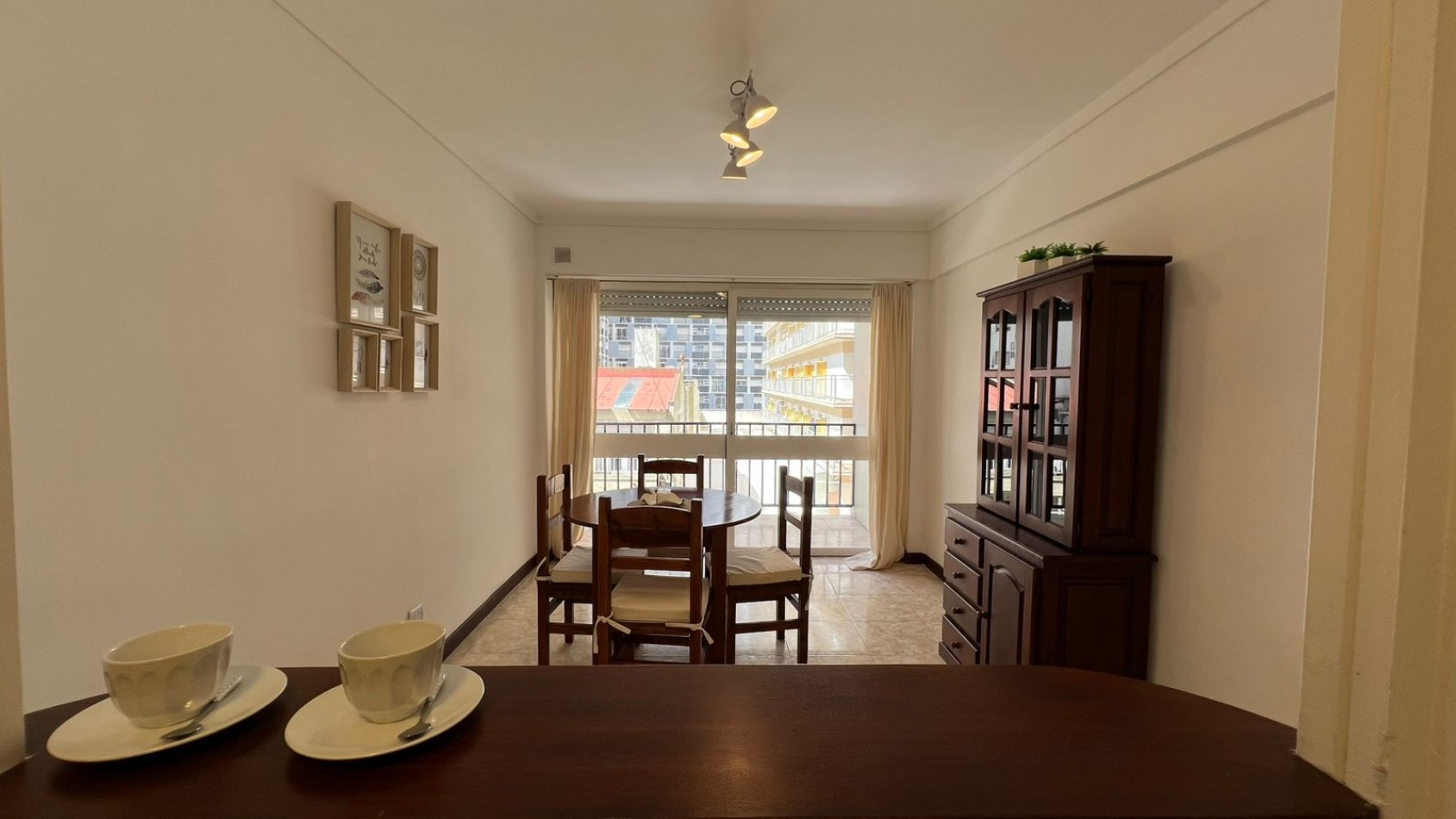 Venta Departamento 2 ambientes con balcon a la calle, amoblado