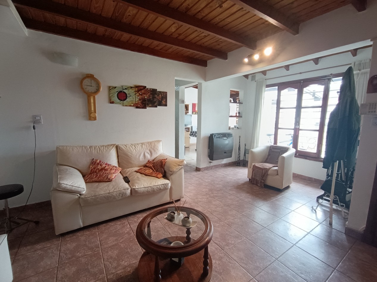 VENTA PH 3 AMBIENTES  AL FRENTE CON TERRAZA PROPIA