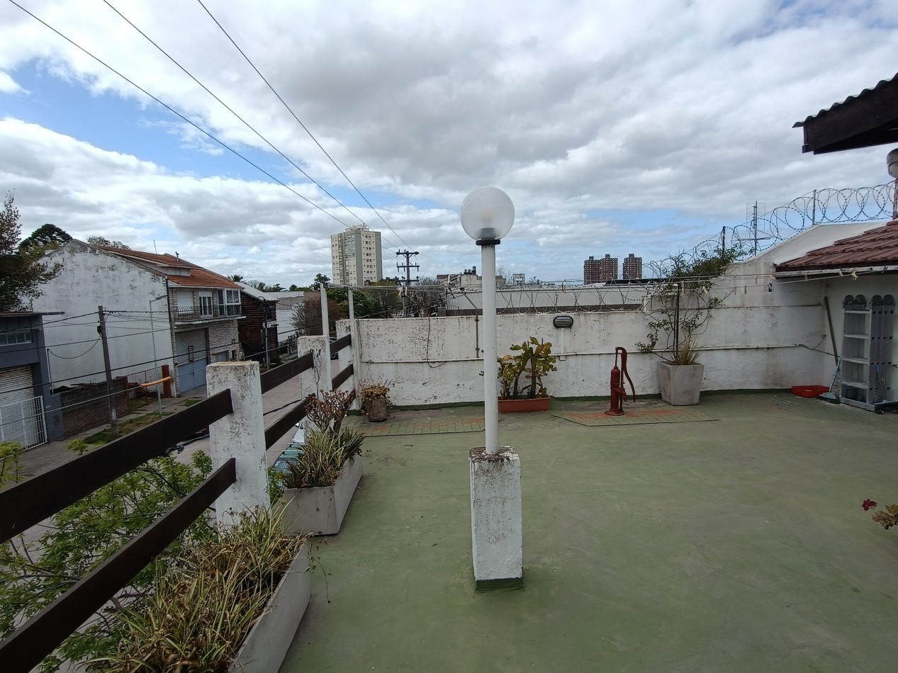 VENTA PH 3 AMBIENTES  AL FRENTE CON TERRAZA PROPIA