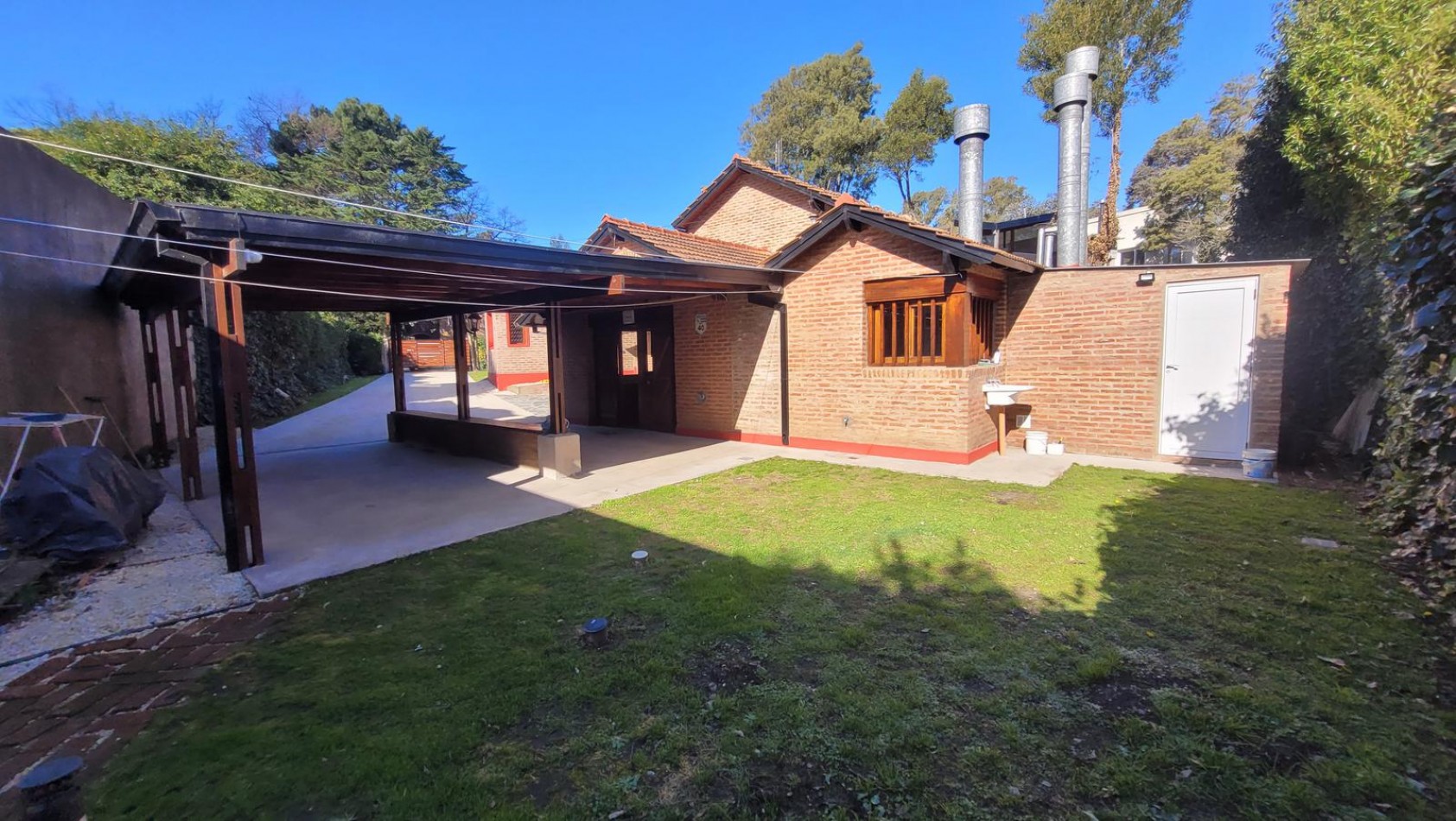 VENTA CASA 3 AMB CON PARQUE BOSQUE PERALTA RAMOS