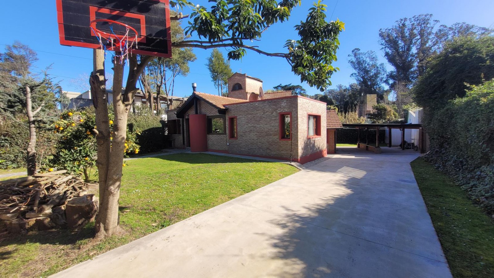 VENTA CASA 3 AMB CON PARQUE BOSQUE PERALTA RAMOS