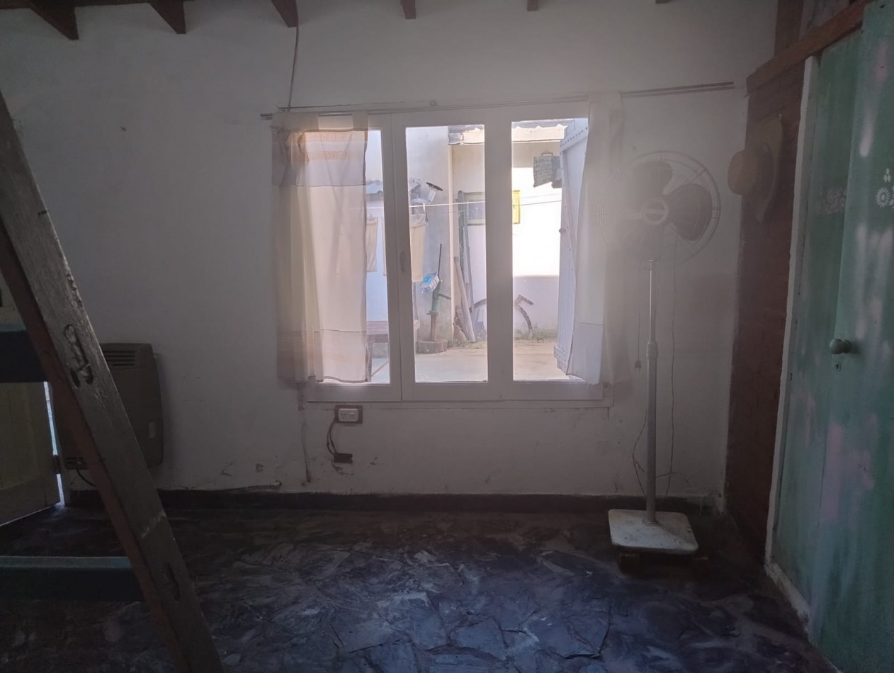 Casa 5 ambientes ,4 baños ,quincho en el barrio Faro Norte