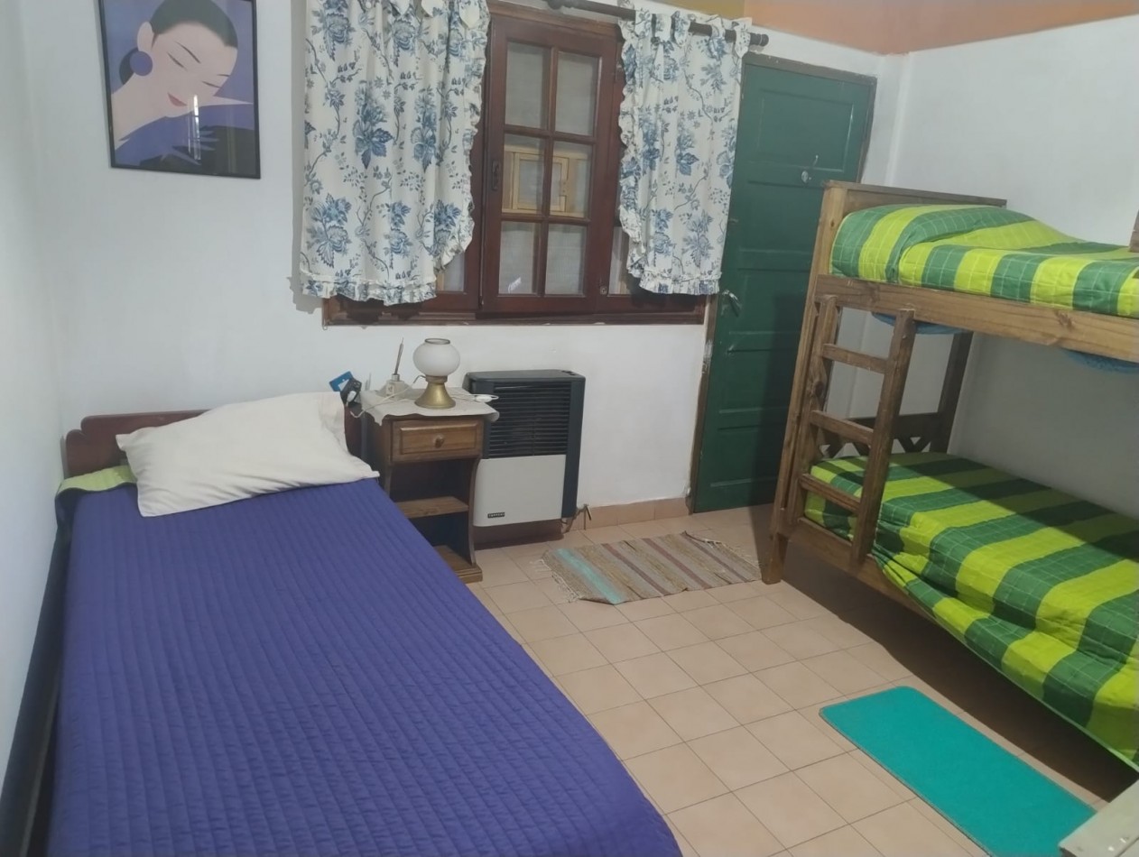 Casa 5 ambientes ,4 baños ,quincho en el barrio Faro Norte