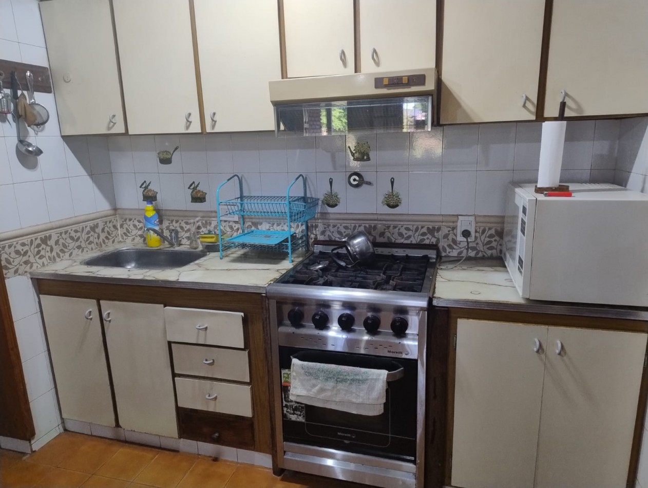 Casa 5 ambientes ,4 baños ,quincho en el barrio Faro Norte