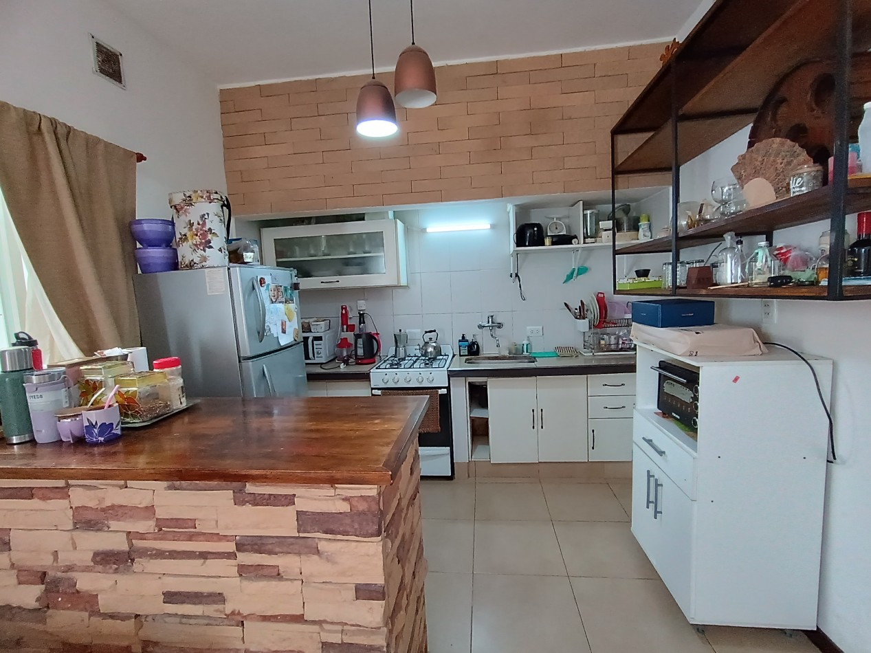 VENTA PROPIEDAD EN BLOCK DOS PH 3 AMBIENTES + LOCAL AL FRENTE CON COCHERA VILLA LOURDES