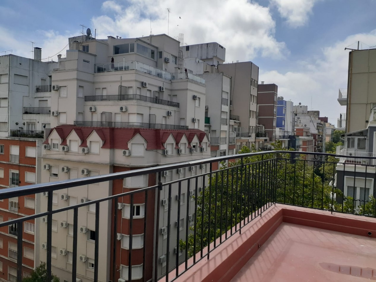 DEPARTAMENTO 1 amb con TERRAZA Y AMOBLADO zona Centro