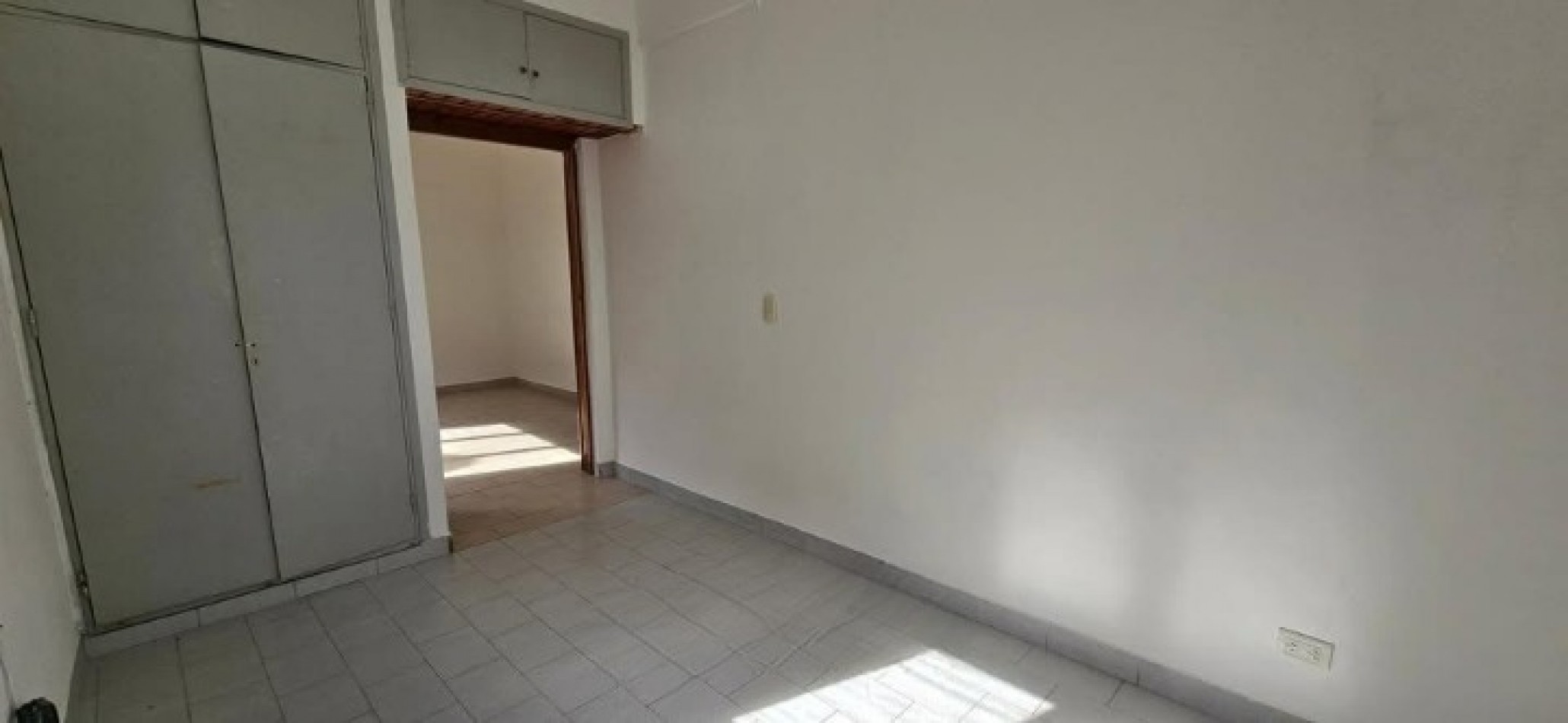 Venta departamento 3 ambientes zona centro del Puerto sin  expensas