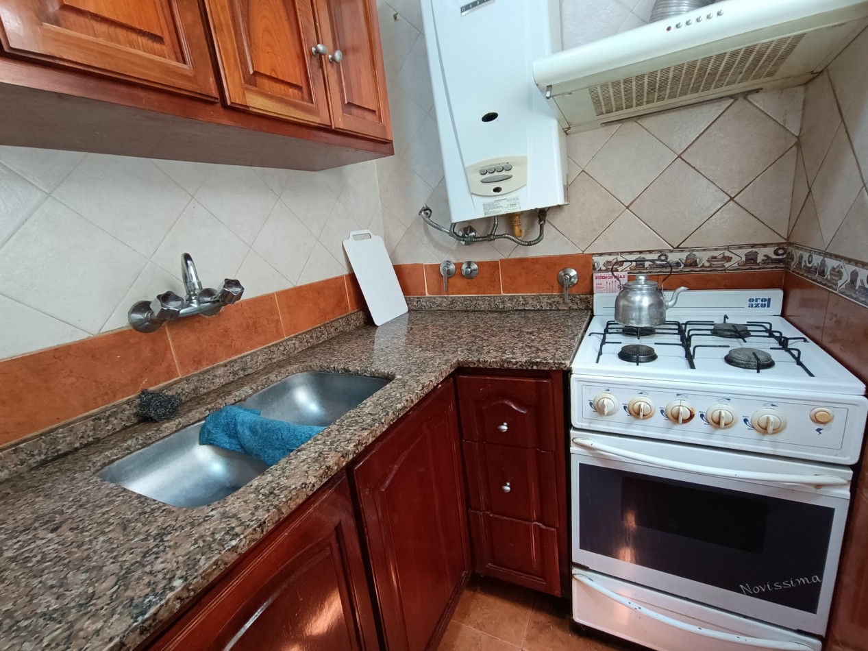 VENTA DEPARTAMENTO MONOAMBIENTE DIVIDIDO PLAZA COLON