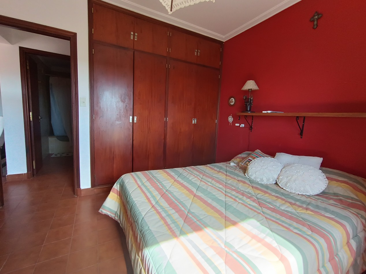 VENTA DEPARTAMENTO 2 AMBIENTES A LA CALLE CON BALCON Y VISTA LATERAL AL MAR MIRAMAR