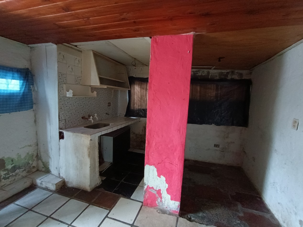 venta propiedad en block casa 3 ambientes mas tres departamentos 2 ambientes a reciclar