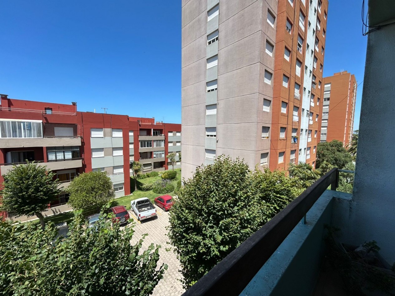 DEPARTAMENTO TRES AMBIENTES CON BALCON ZONA ESTRADA Y TEJEDOR APTO CREDITO.