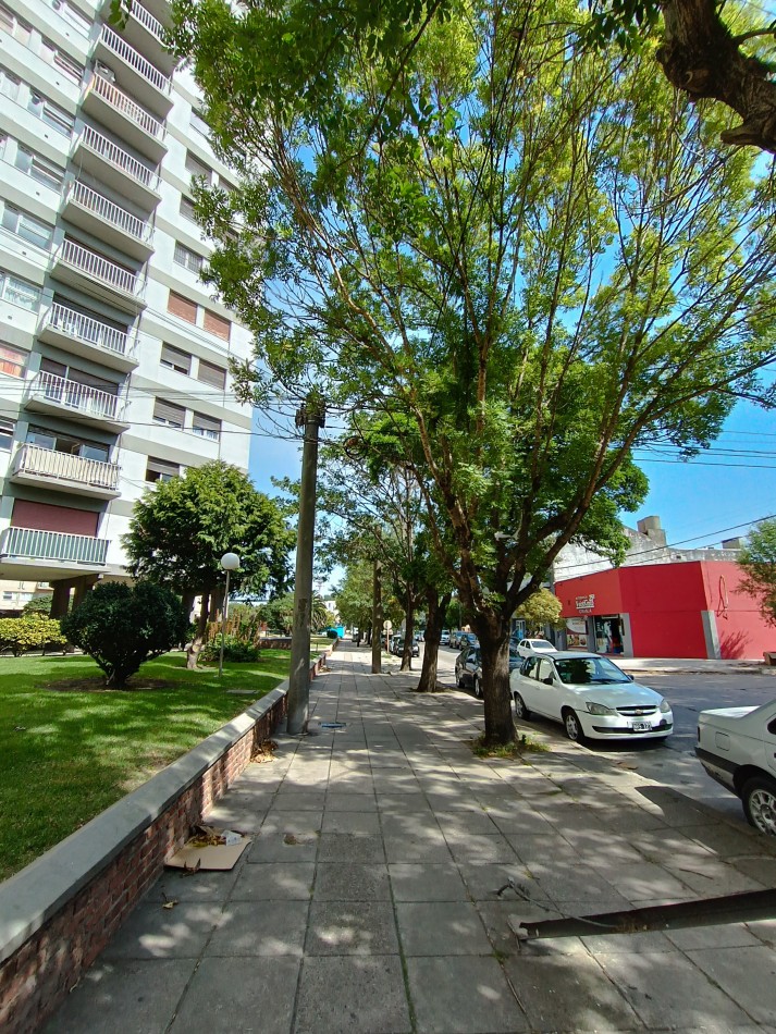 VENTA DEPARTAMENTO 3 AMBIENTES RECICLADO CON BALCON