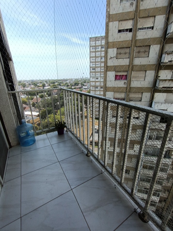 VENTA DEPARTAMENTO 3 AMBIENTES RECICLADO CON BALCON