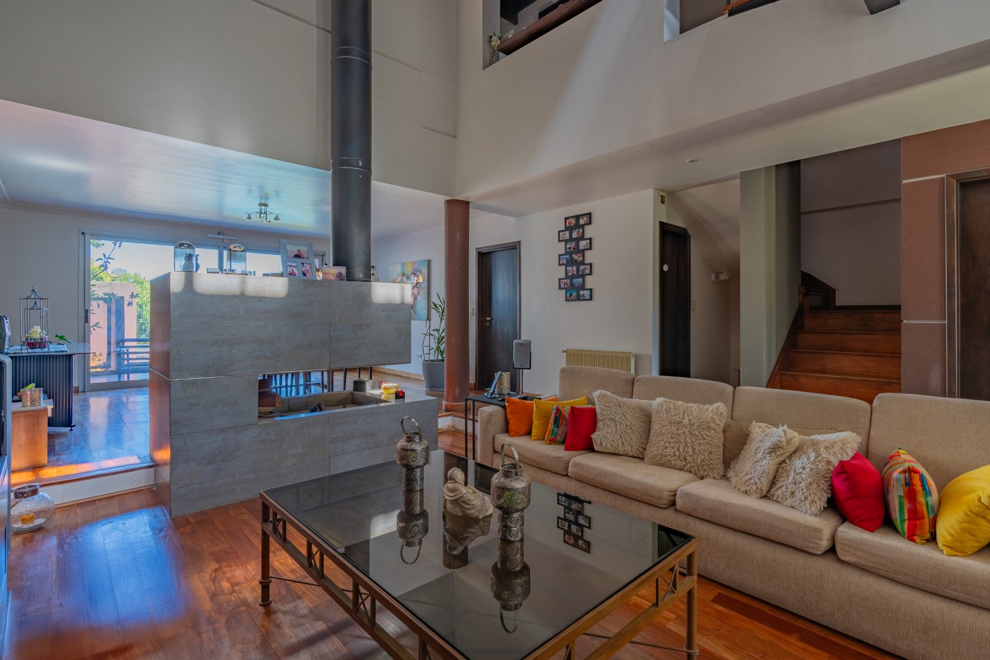 CASA 6 AMBIENTES EN EL BARRIO PARQUE LURO GRAN PARQUE CON PILETA CLIMATIZADA