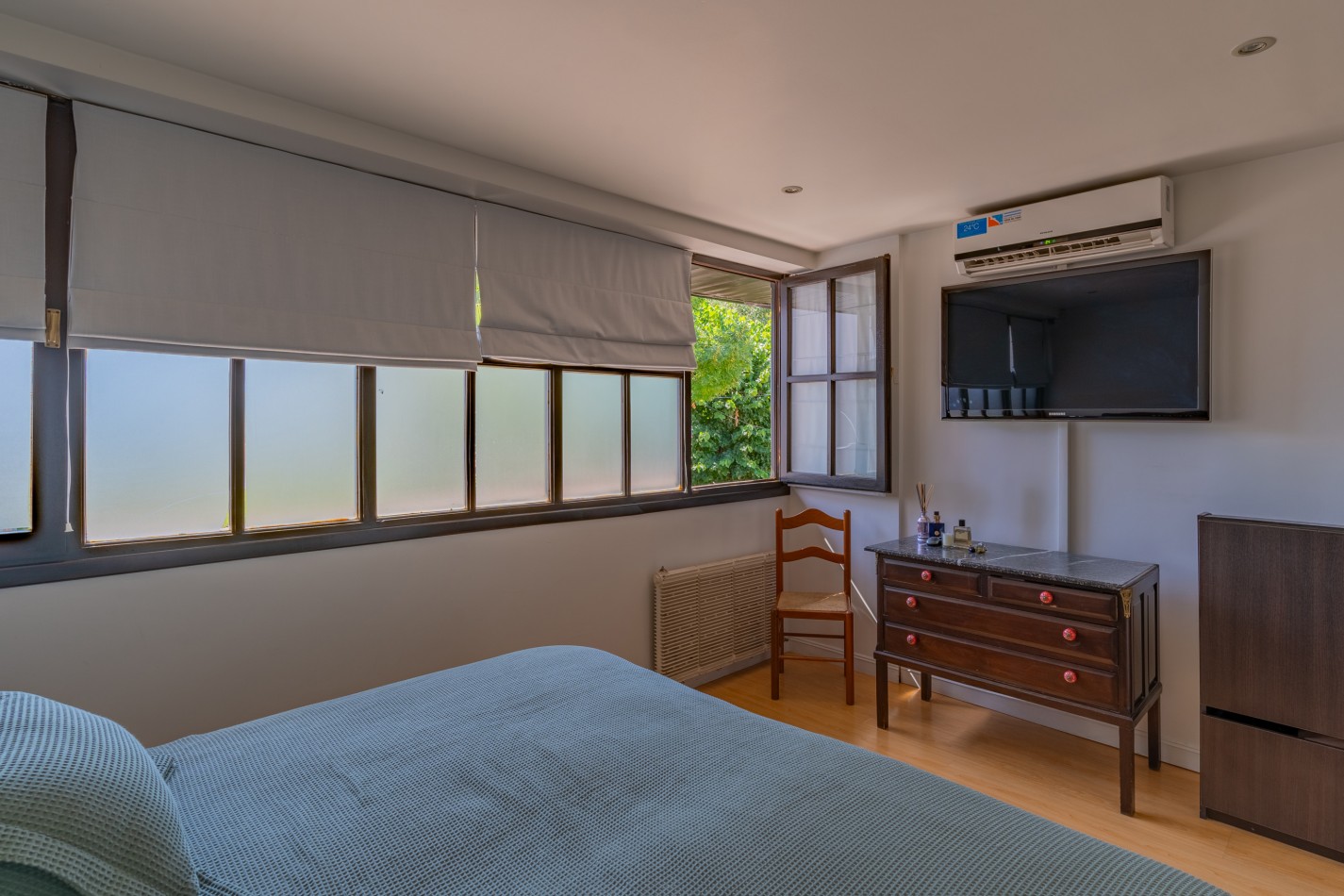 CASA 6 AMBIENTES EN EL BARRIO PARQUE LURO GRAN PARQUE CON PILETA CLIMATIZADA