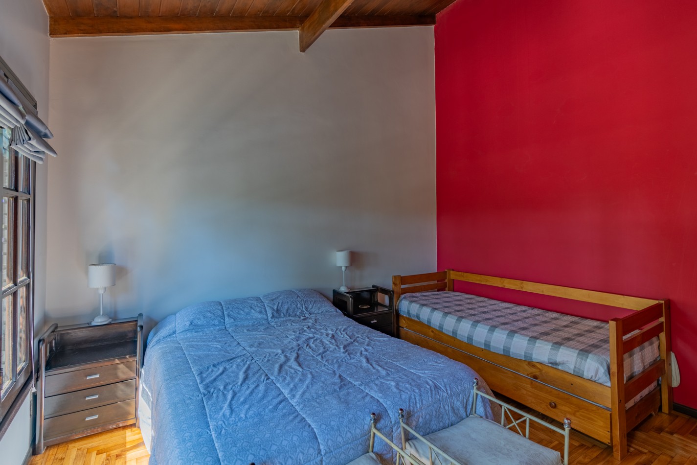 CASA 6 AMBIENTES EN EL BARRIO PARQUE LURO GRAN PARQUE CON PILETA CLIMATIZADA