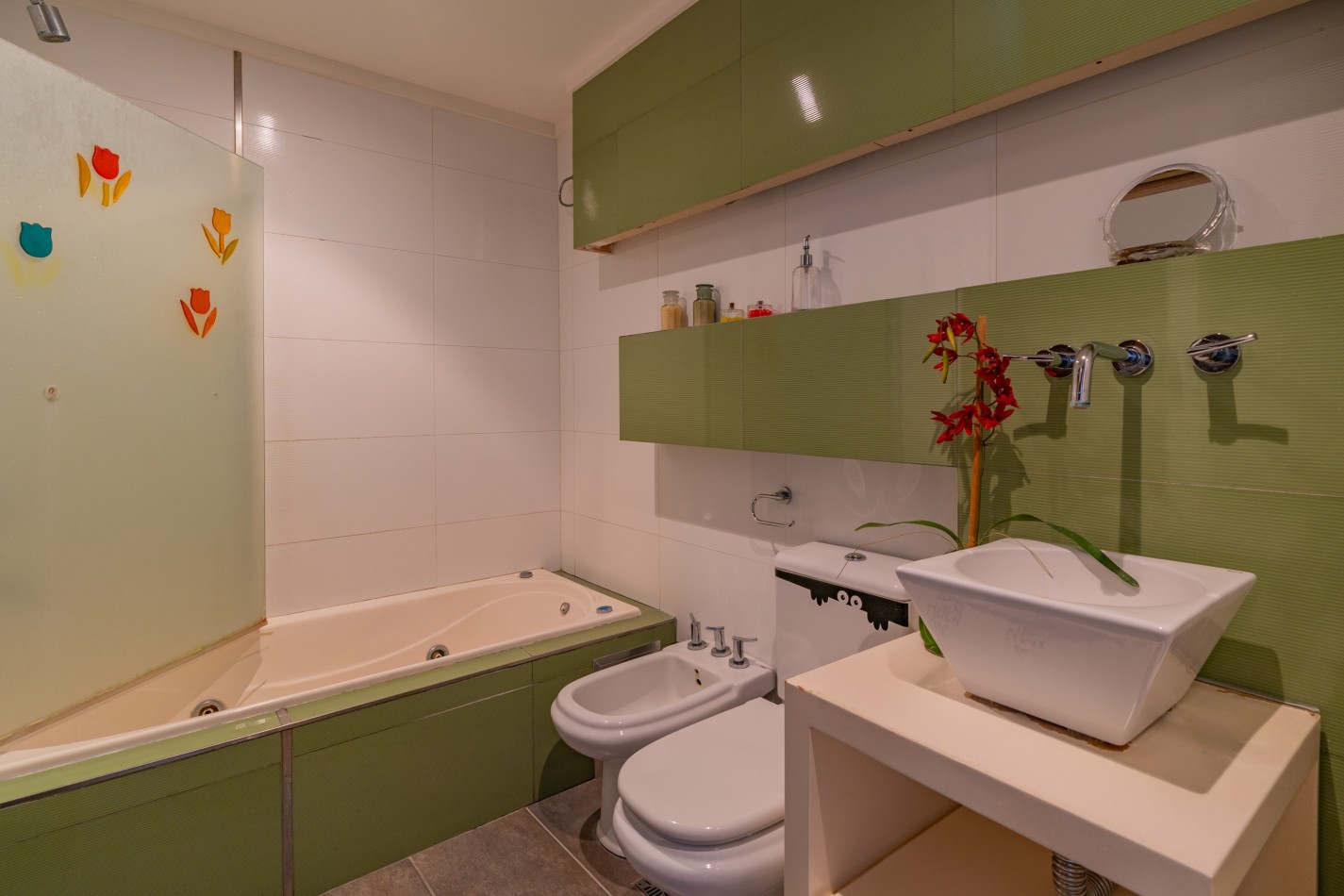 CASA 6 AMBIENTES EN EL BARRIO PARQUE LURO GRAN PARQUE CON PILETA CLIMATIZADA