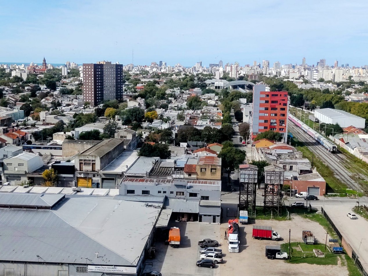 Venta Departamento al frente tres ambientes con balcon