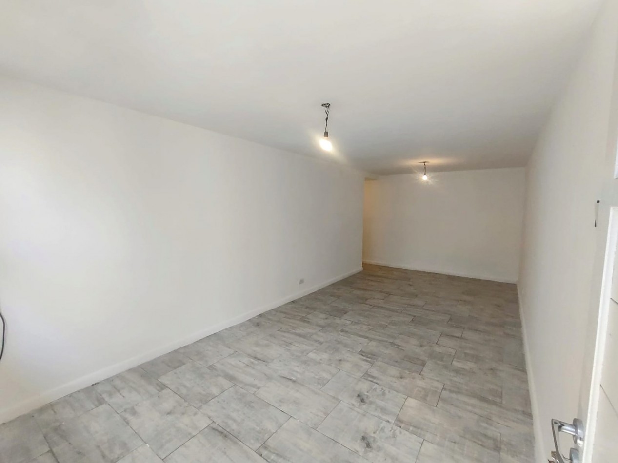 Venta Departamento ph monoambiente con cochera sin expensas