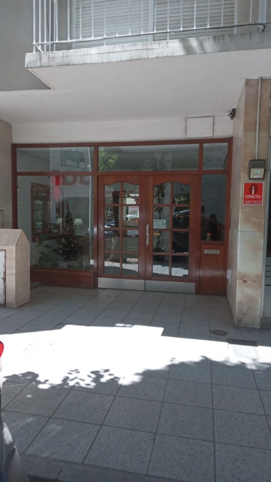 DEPARTAMENTO CON BALCON AL FRENTE- 32m2 - PLAZA COLON