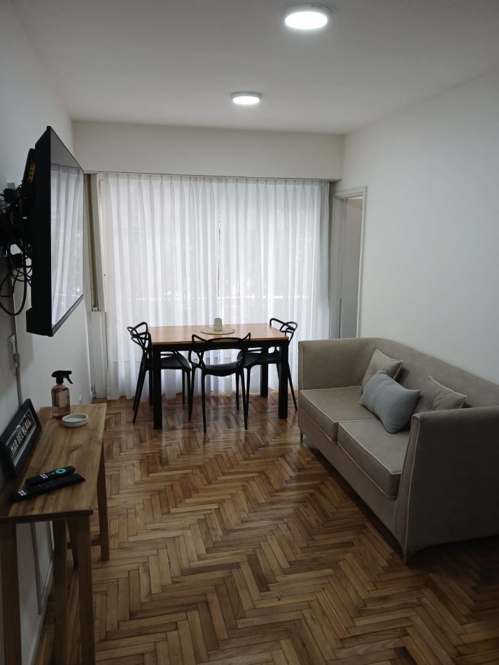 DEPARTAMENTO CON BALCON AL FRENTE- 32m2 - PLAZA COLON