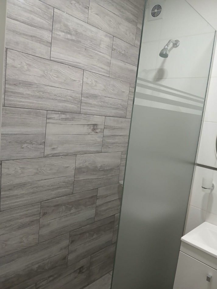 DEPARTAMENTO CON BALCON AL FRENTE- 32m2 - PLAZA COLON