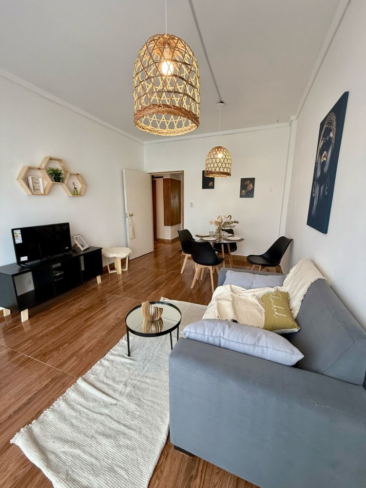 DEPARTAMENTO DOS AMBIENTES CON DEPENDENCIA Y BALCON APTO CREDITO.