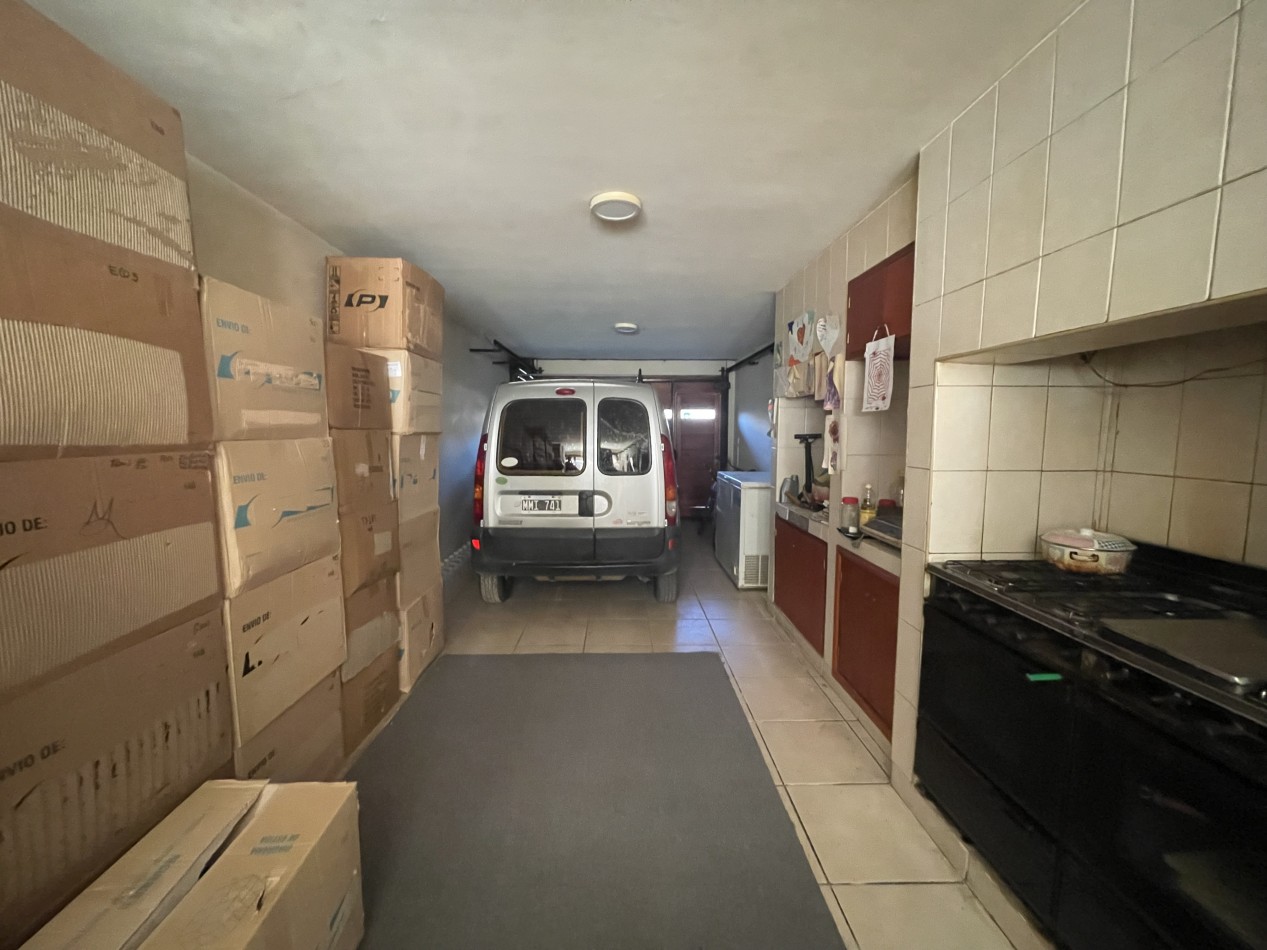 CASA 5 AMBIENTES BARRIO ZACAGNINI