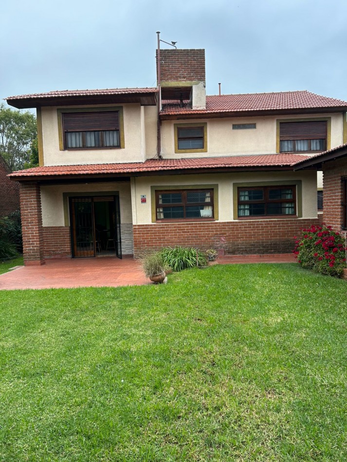 CASA 5 AMBIENTES CON QUINCHO APTO CREDITO.