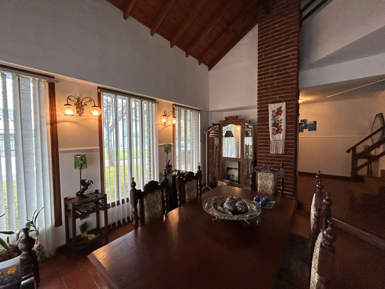 CASA 5 AMBIENTES CON QUINCHO APTO CREDITO.