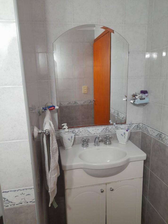 Casa 5 ambientes en sierras de los padres con piscina