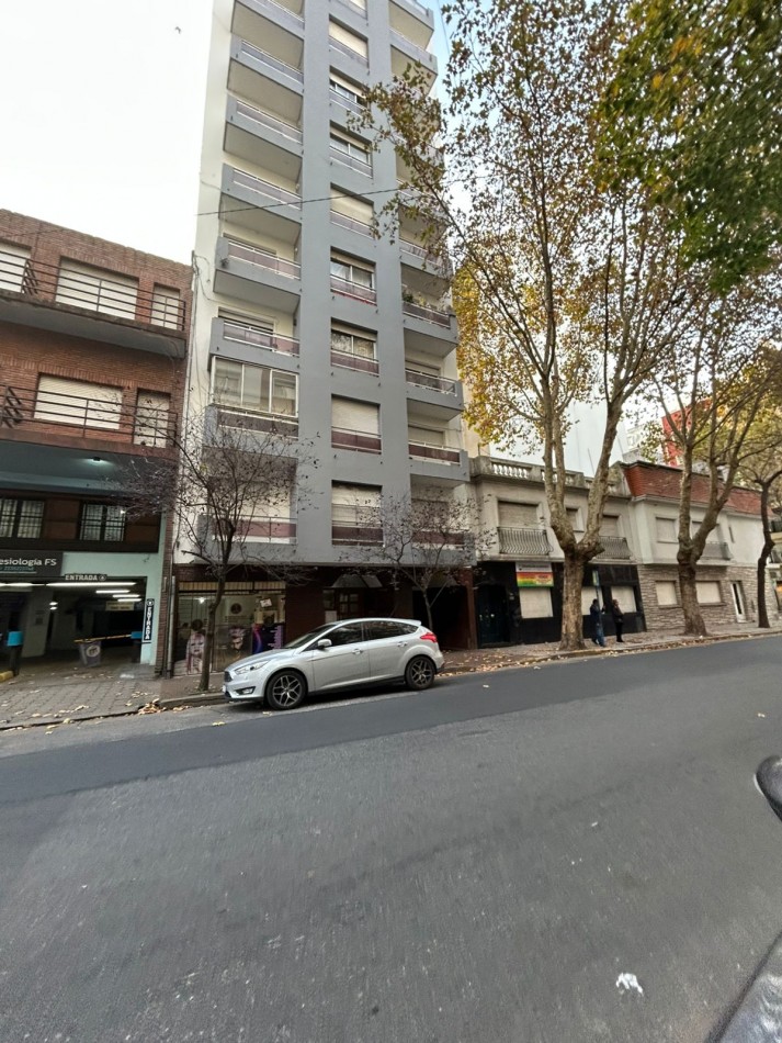 DEPARTAMENTO DOS AMBIENTES RECICLADO CONTRAFRENTE APTO CREDITO.