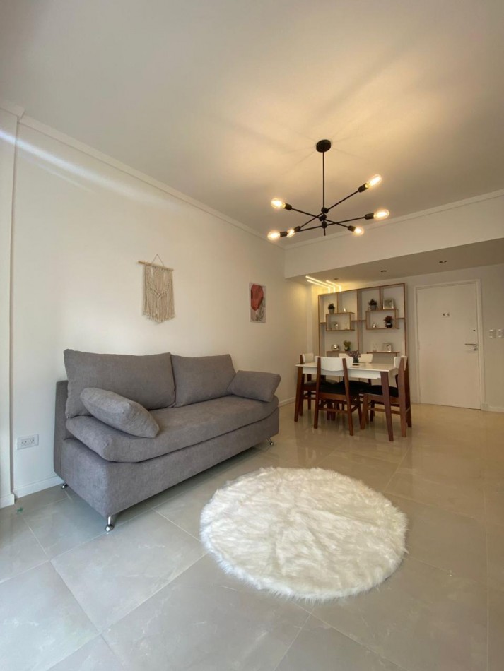 Venta Departamento 3 ambientes con balcon frances, reciclado y amoblado
