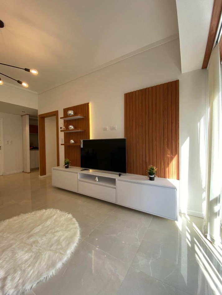 Venta Departamento 3 ambientes con balcon frances, reciclado y amoblado