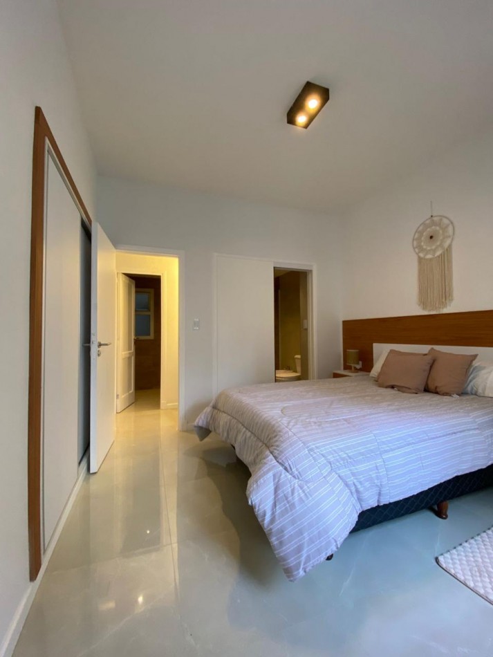 Venta Departamento 3 ambientes con balcon frances, reciclado y amoblado