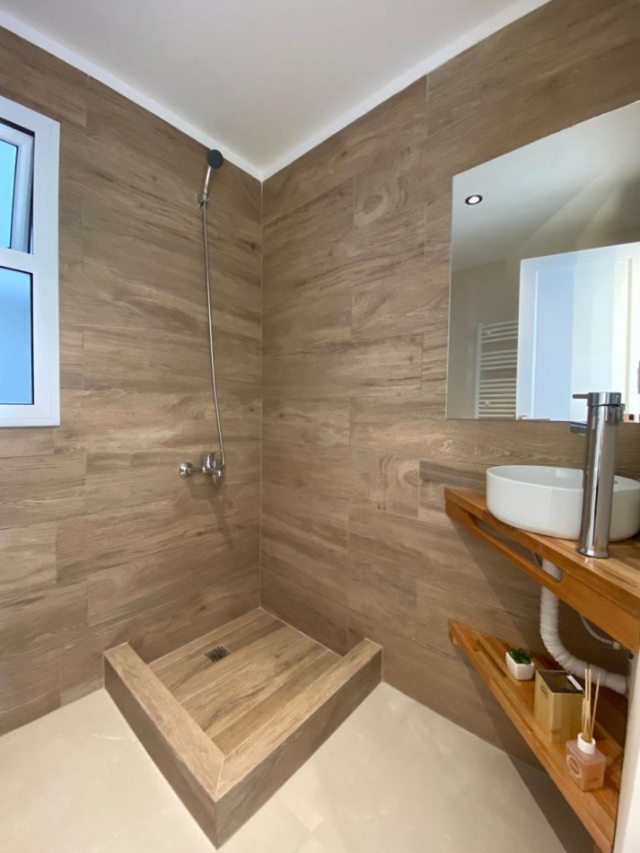 Venta Departamento 3 ambientes con balcon frances, reciclado y amoblado